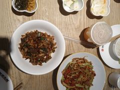 -湘阁里辣(沙井华润万家店)