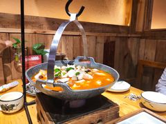 -老滇山寨•云南特色菜•地方菜•民族风情歌舞表演(金碧店)