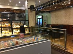 面包甜点陈列柜-御蝶坊生日蛋糕KNAC(新村店)