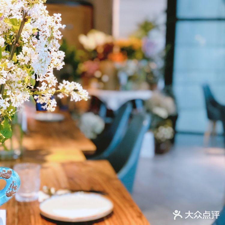 巷里堤旁 |  于味于景花样披萨攻略