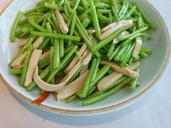 藜蒿炒豆干-翡翠江南(国贸商城店)