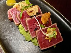 金枪鱼牛油果-BROWNSTONE布朗石西班牙餐厅(富城店)