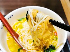 草本笋衣面-和府捞面·大师店(上海漕宝路日月光店)