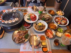 -草家酱蟹炭火烤肉店(珲春南路一店)