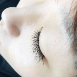 -摩睫+皮肤管理·科学美容中心