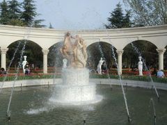 小区环境-洛阳郁金香牡丹园