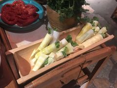 -老牌坊云南鱼豆花火锅(嵩山店)