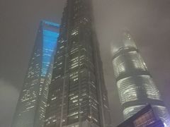 -陆家嘴空中步行连廊