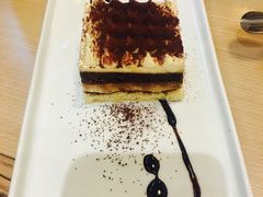 -必胜客(新中纬店)