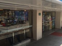 -全家便利店(愚园店)