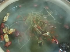 -威邵鸡煲(西华路总店)
