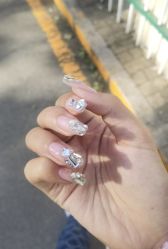 -J·花崎美睫美甲