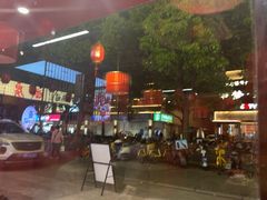 -百联临沂购物中心(临沂路店)