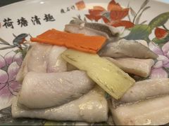 -壹零贰小馆(桂城石啃店)