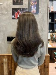 -PE SALON