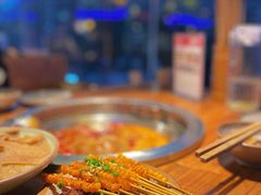 -城墙拐拐火锅(三峡广场黑金冠店)