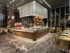 -两咖啡自助餐厅(静安香格里拉酒店)