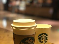 -星巴克(静安嘉里中心B2店)
