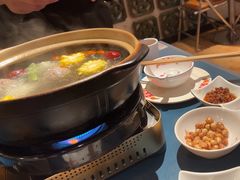-邹开喜·小海鲜醉鸡煲·潮汕鲜切牛肉店(襄阳北路店)