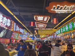 -八一路好吃街(雨田商务大厦店)