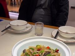 -春天里餐厅(西田城店)