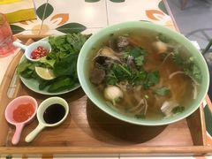 -越弥越南传统美食馆