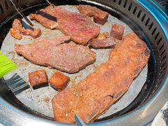 -阪尚皇·原切牛排·烤肉火锅自助(北京路店)