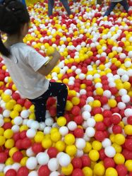 -维佳童话镇演出现场(徐东店)