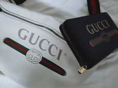 -Gucci(时代广场店)