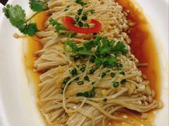 -侬佳蒸菜馆(听潮店)