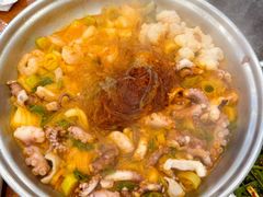 虾仁辣炒章鱼锅-蚂蚁家辣炒章鱼(海云台店)