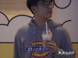 赶紧去“麦澡堂”一边泡澡一边喝泡泡咖啡哦！