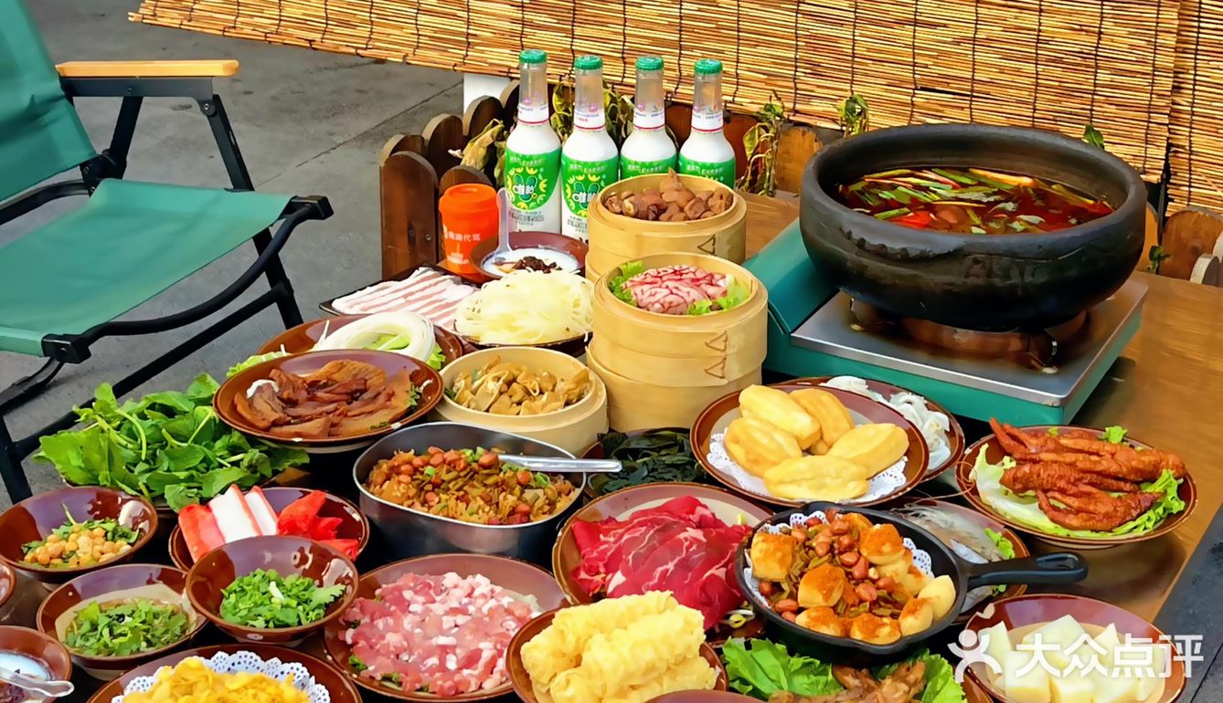 乌鲁木齐一口误终生的酸汤火锅🍲…juju好吃[流泪] 