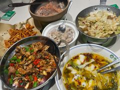 -绿草地·湘菜(7mall店)