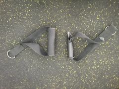 龙门架坏掉的拉环-金仕堡游泳健身会所(中铁名邸店)