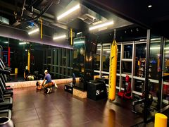 -TOP健身私教工作室(侨香店)