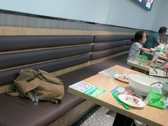 -蒙自源米线大王(东站店)