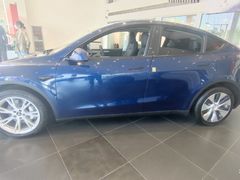 -TESLA 特斯拉(北京南四环中路特斯拉中心)