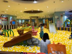 -MELAND(郑州万象城店)