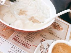 鱼蛋系列汤河粉-新世界餐厅(万达店)