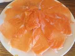 -三文彩虹鳟鱼庄