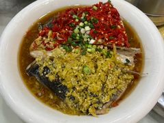 双色鱼头-红色湘菜馆(春风店)
