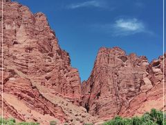 -天山神秘大峡谷