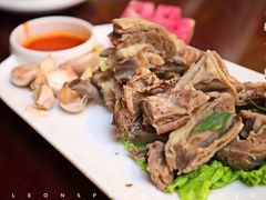 手抓羊肉-吉祥圣雪藏餐
