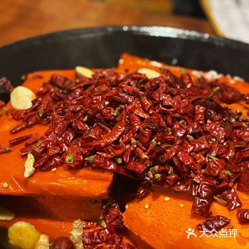 这个锅底是微辣哈～ 守住四川人最后的底线了