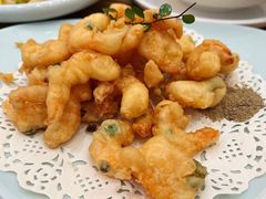 招牌炸虾仁-吕氏疙瘩汤·新派鲁菜(欢乐汇店)