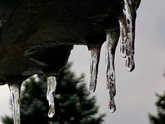 -人民防洪胜利纪念塔