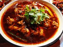 -虾弄弄海派小龙虾·牛羊蝎子火锅