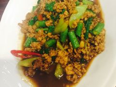 -Dang restaurant (patong phuket)