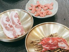-臻牛烤肉